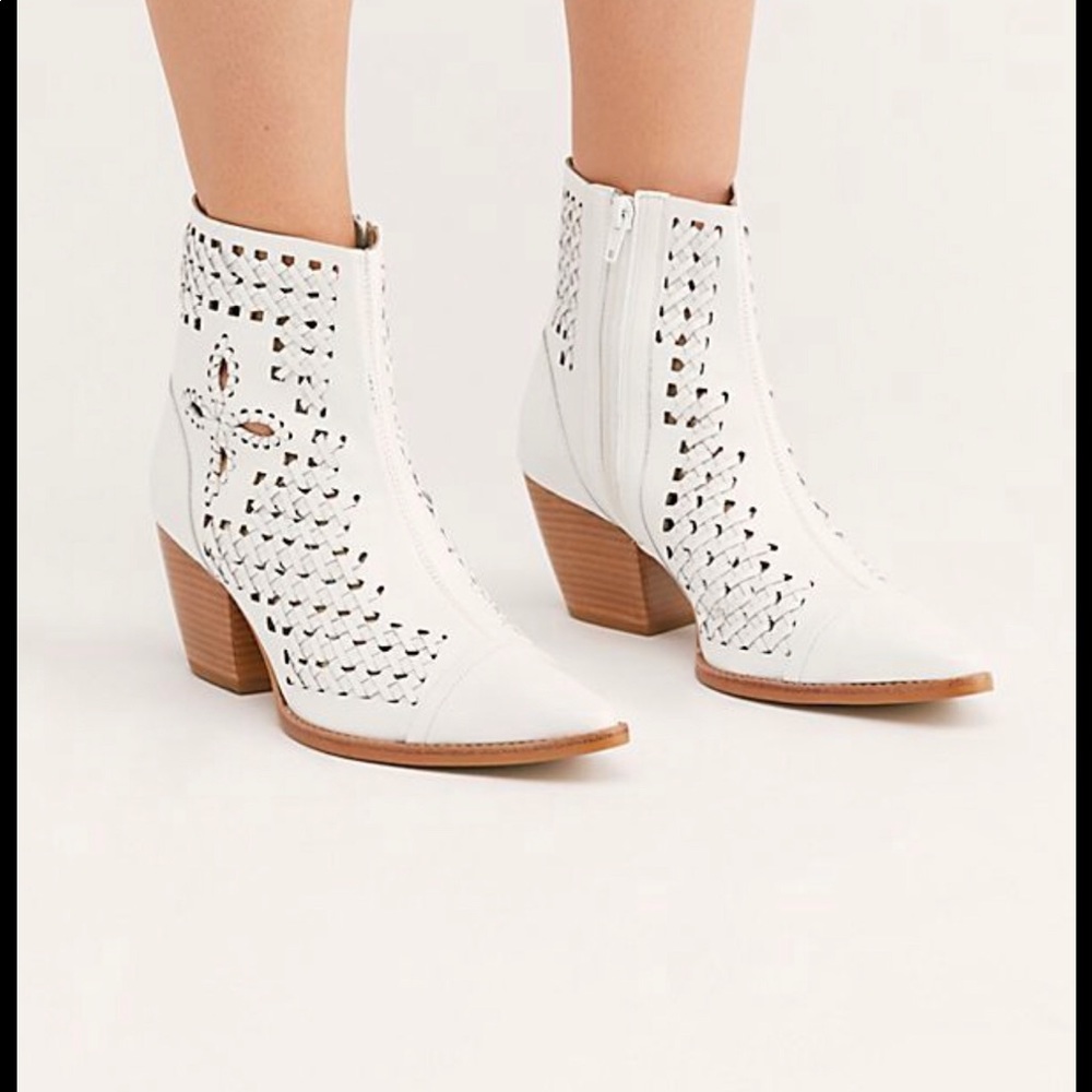 Matisse leather boots